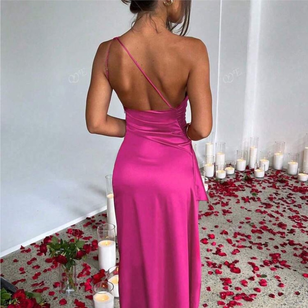 Vibrant Pink One-Shoulder Dress